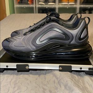 Nike Air Max 720 Sz. 9.5
